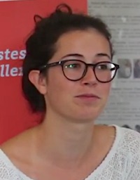 Modèle de croissance-fragmentation pour une population structurée en taille présentant de l’hétérogénéité en taux de croissance - comportement asymptotique et paramètre de Malthus
