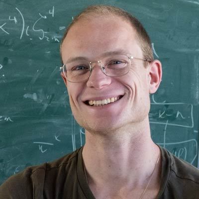 La conjecture de Hodge entière pour les courbes sur une variété abélienne
