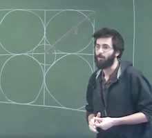 Vidéo de l’été : De l’impossibilité de ranger son jeu de pétanque en grande dimension, par Matthieu Dussaule